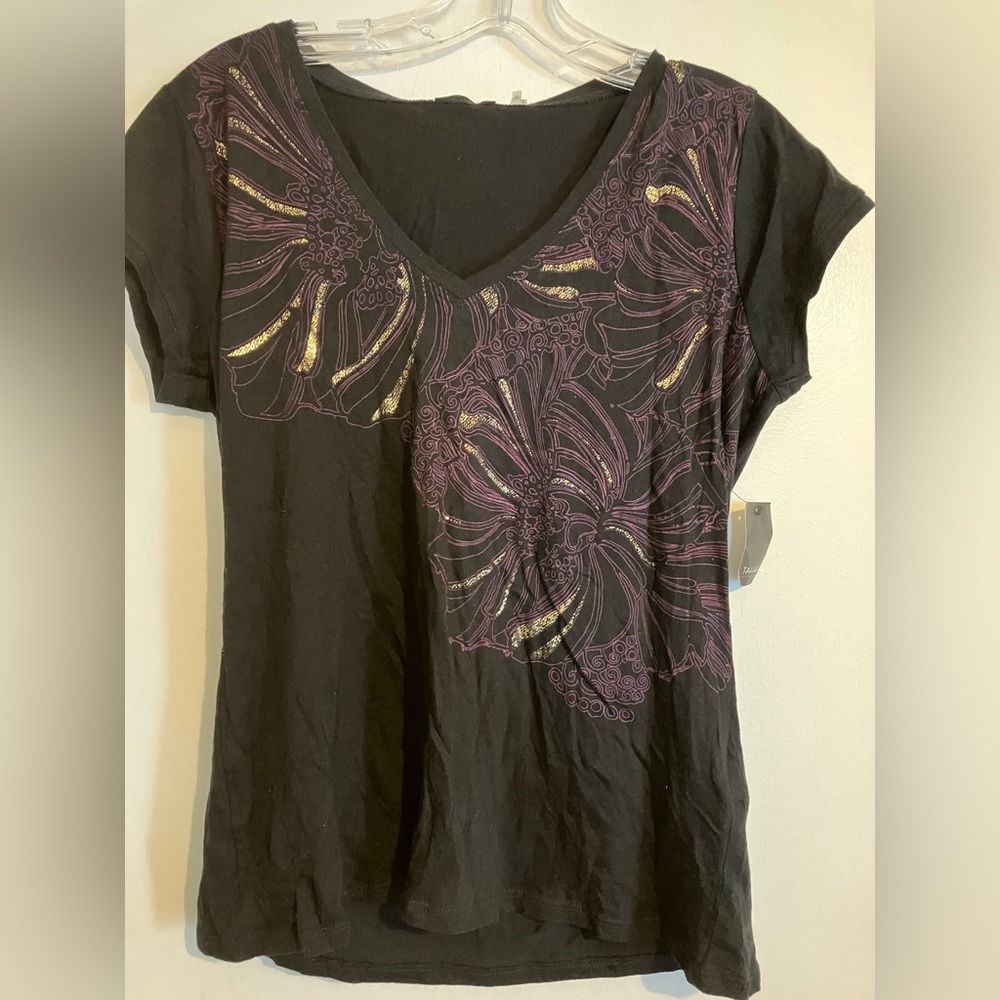 Tahari T-shirt NWT